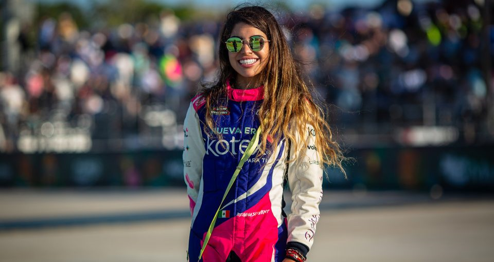 Regina Sirvent llega motivada Autódromo Internacional Miguel E. Abed ...