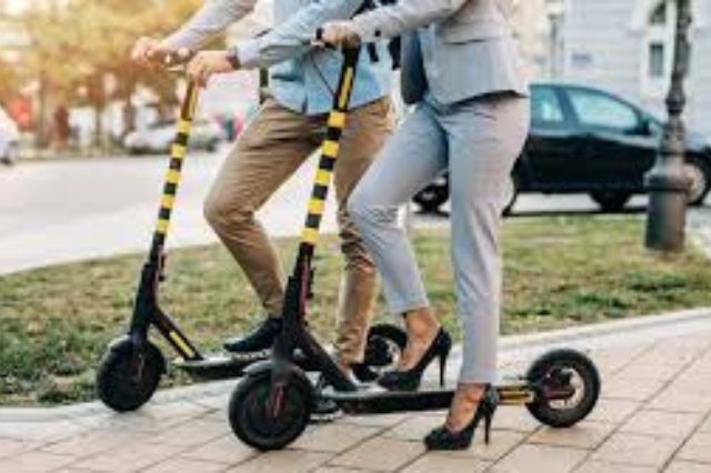 Nuevas normas en CDMX para scooters eléctricos y vehículos ligeros
