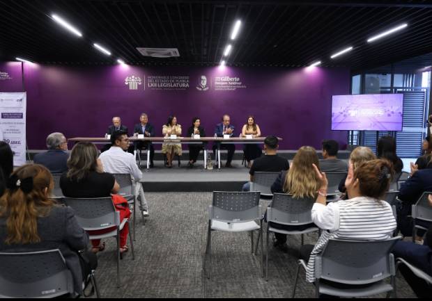 Congreso y Universidad de los Ángeles signan convenio de colaboración interinstitucional 