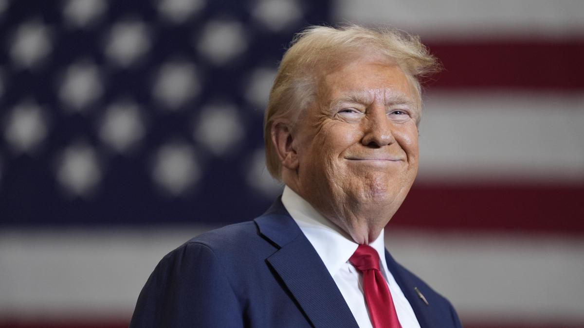 Trump presiona a Irán y sugiere que debería rendirse ante EU