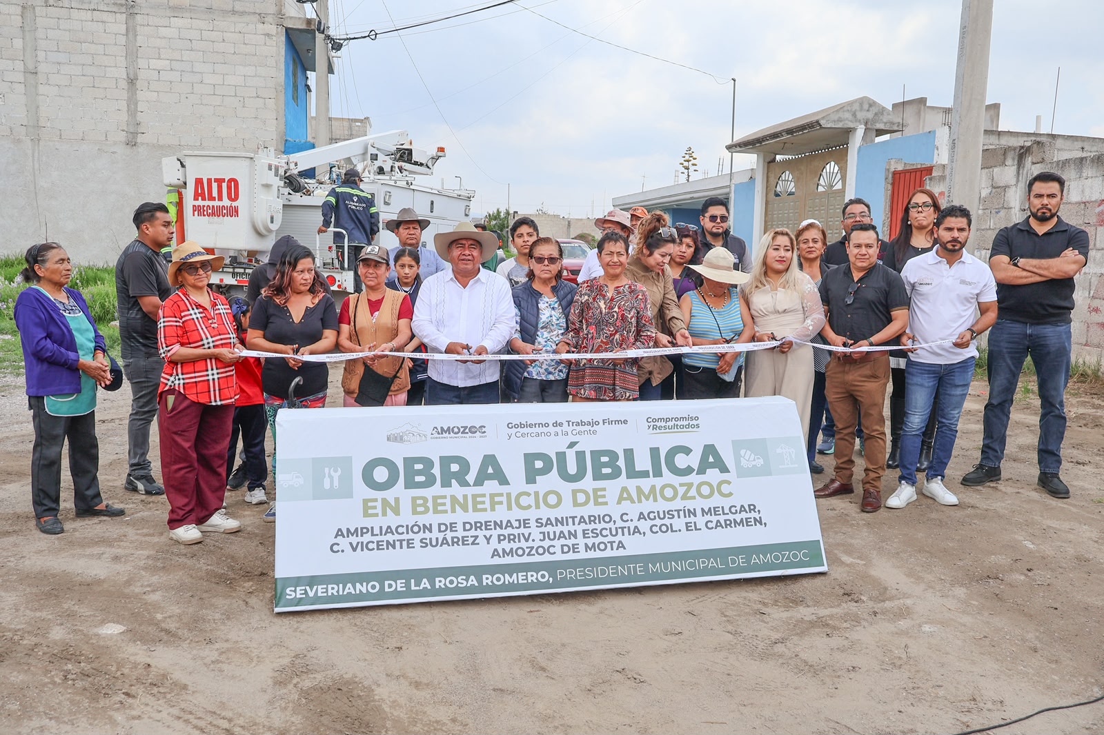 Severiano de la Rosa entregó nueva red de alcantarillado sanitario en La Calera Concepción y El Carmen