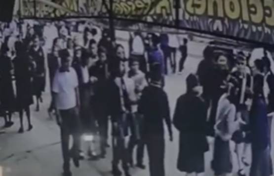 Jóvenes protagonizan acto de solidaridad tras explosión de pipas en Tepeaca