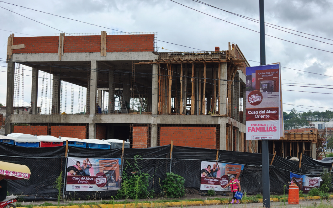 VIDEO Avanza la construcción de la nueva Casa del Abue Oriente en Puebla