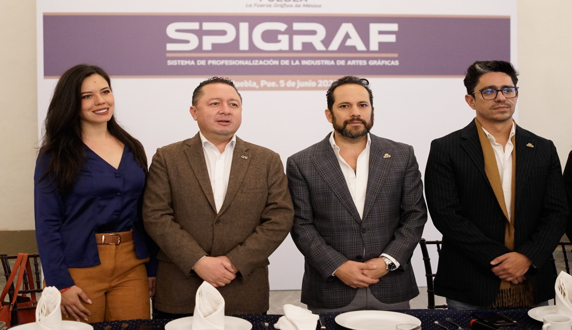VIDEO Buscan fortalecer profesionalización de las artes gráficas en Puebla