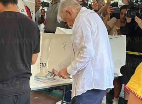 AMLO
