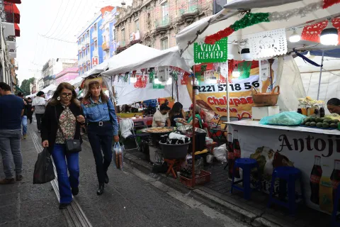 Por comida no te preocupes, vas a encontrar de todo en el Centro Histórico de Puebla este 15 de septiembre.