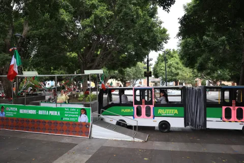 Lleva a tus hijos para que se suban a el "Rutita".