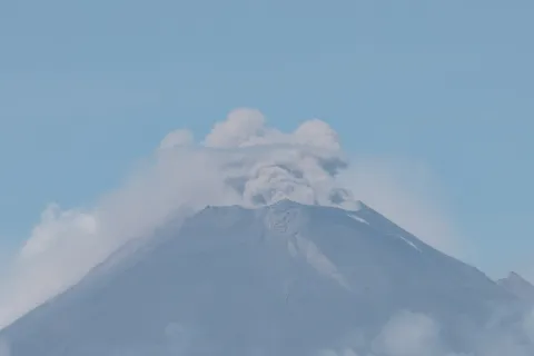Popocatépetl en las últimas 24 horas ha presentado 32 exhalaciones y 247 minutos de tremor.