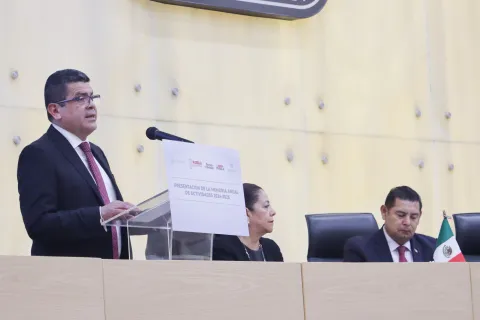 Entrega de la memoria anual del Poder Judicial del Estado de Puebla.