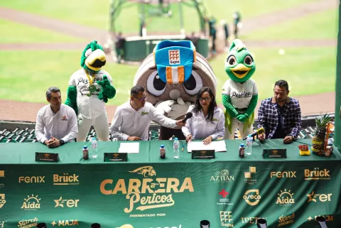 Vámonos a correr con los Pericos.