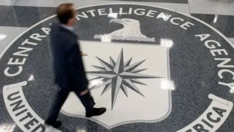 Rumores sobre presencia de la CIA en el Ejército de México
