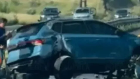 Accidente Vehicular en la Vía Atlixcáyotl 