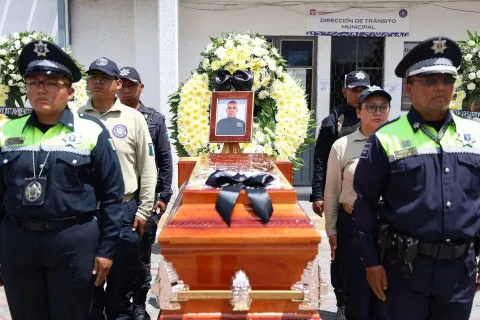 Oficial