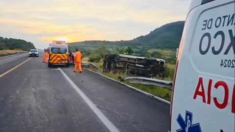 Atlixco: alcohol, accidente y abandono en la autopista Siglo XXI
