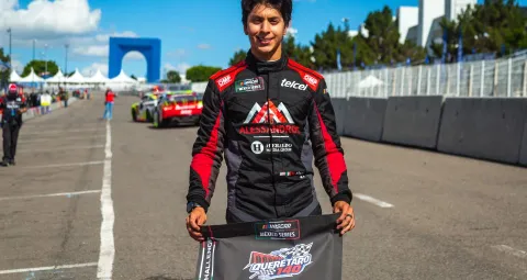  Helio Meza fue el mejor en la pista del Autódromo EcoCentro de Querétaro en la categoría Challenge.