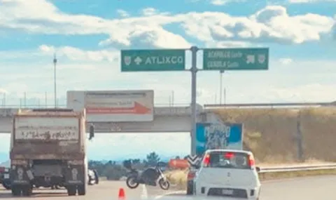 Ministeriales falsos asaltan automovilistas en Atlixco