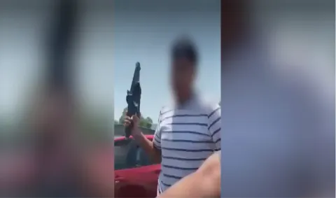 Familia agredida en la autopista México–Puebla.
