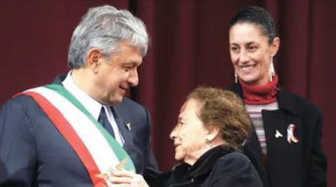 amlo-banda presidencial