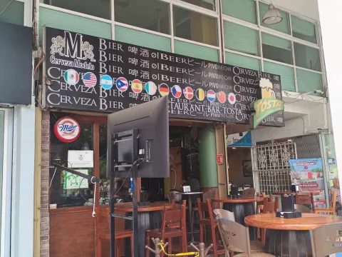bar