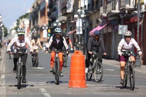 Miles de personas participaran en la Vía Recreativa en Puebla.
