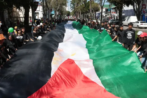 FNERRR Puebla se manifiesta a favor de Palestina.