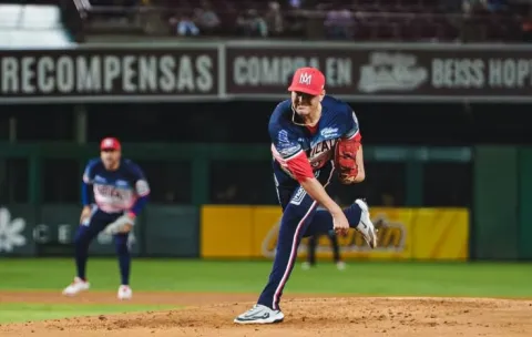 Fernando Lozano logró la victoria con las Águilas de Mexicali sobre los Tomateros de Culiacán.