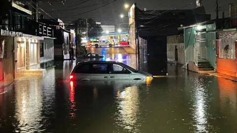 Lluvias causaron fuertes inundaciones en Cancún 