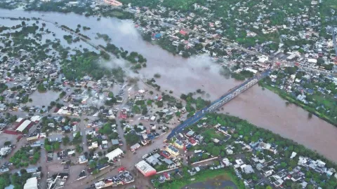 Gobiernos del mundo se solidarizan con víctimas de lluvias e inundaciones en México 