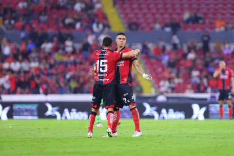Atlas parece que reacciona, derrota 3-1 a Juárez.