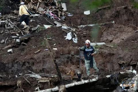 Se mantiene la búsqueda de por lo menos 65 personas en Veracruz, Hidalgo y Puebla.