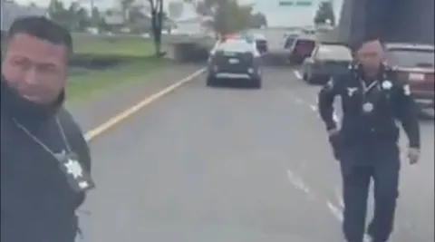 Policías