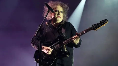 Smith cumple sus promesas y anuncia la llegada de un nuevo álbum de The Cure