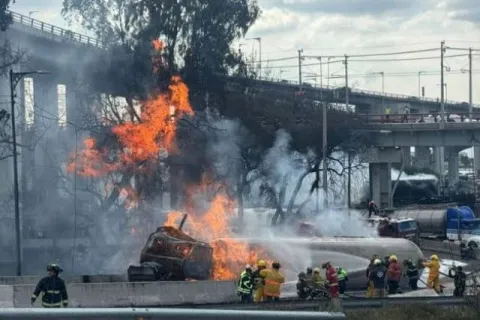 Explosión de pipa