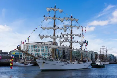 buque cuauhtemoc
