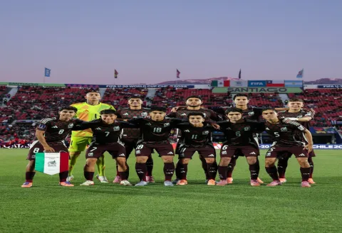 México se despide del Mundial Sub-20 al caer con Argentina 2-0.