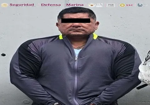 Ejecutaron una orden de cateo donde detuvieron a Adrián Michel "N".