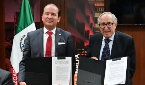 La firma del convenio busca fortalecer la investigación en salud y el desarrollo industrial del país.