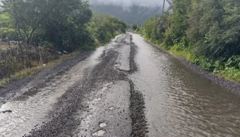 presa desbordada
