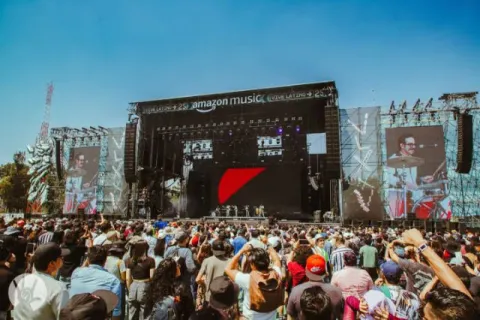 vive latino