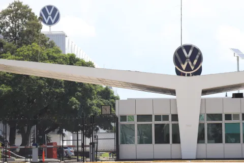 Volkswagen México cierra el 2025 con más paros.