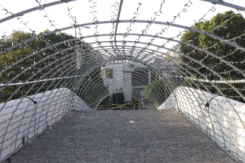 Adornan Puente de Ovando en Puebla de cara a temporada decembrina.
