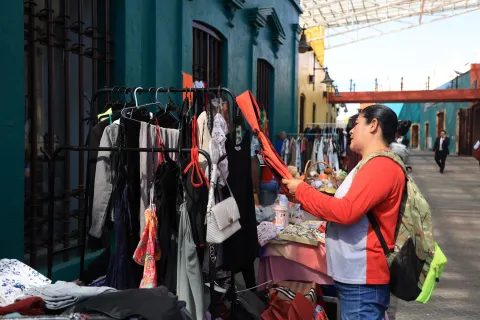 Mi Barrio Fest en Jardines de San Francisco en la ciudad de Puebla.
