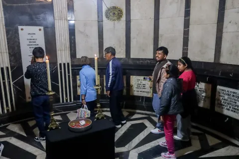 Abren al público la Cripta de los Obispos en la Catedral de Puebla.