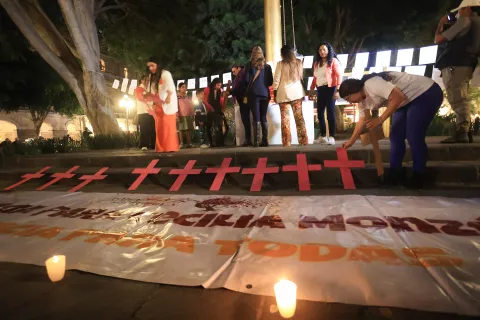 Marcha en puebla por el Día Internacional de la Eliminación de la Violencia contra la Mujer.