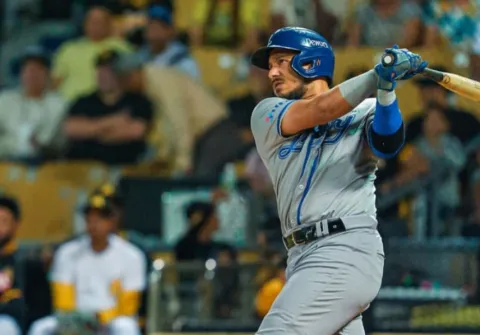 Siguen brillando peloteros de Pericos de Puebla en Ligas Invernales.