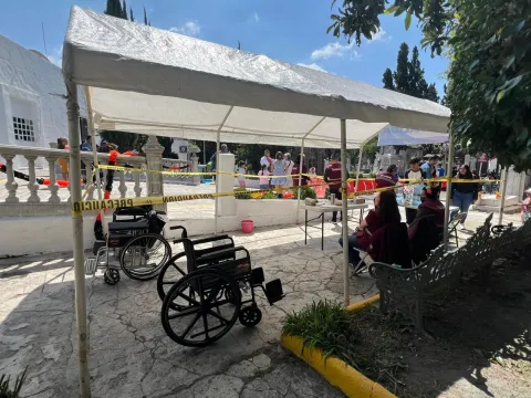 Acciones preventivas con motivo de las visitas a los panteones municipales en este Día de Muertos 2025.