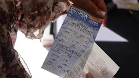 Alta demanda en la venta de boletos para el partido de leyendas del fútbol en Tlaxcala.