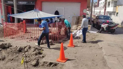 En Atlixco, hallan restos de comerciante que estuvo enterrado por 2,800 años 