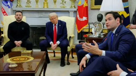 Trump está satisfecho con negociaciones entre EU y Ucrania: Marco Rubio