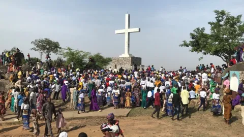 Pese a dichos de Trump, cristianos en Nigeria rechazan intervención militar 